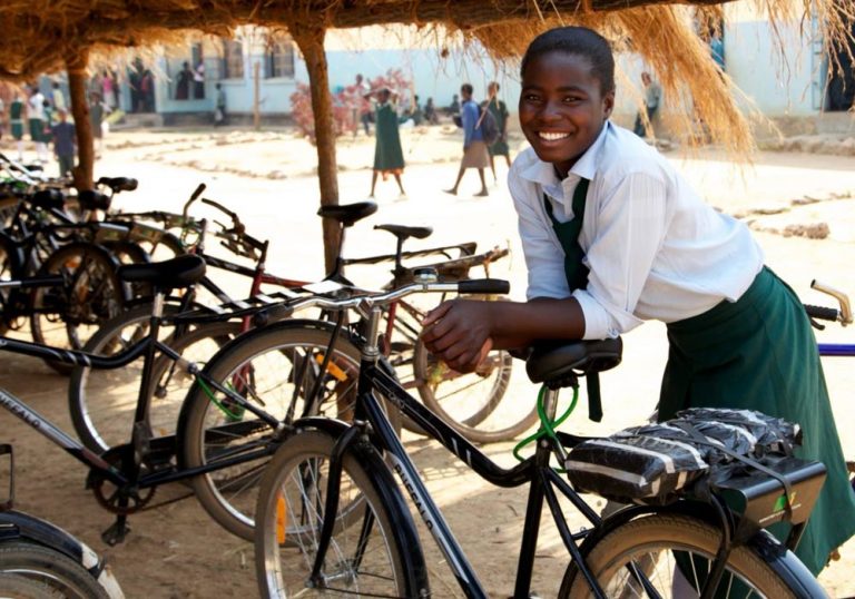 Spendenaktion für Kinder und ihren Zugang zu Bildung. Foto: World Bicycle Relief